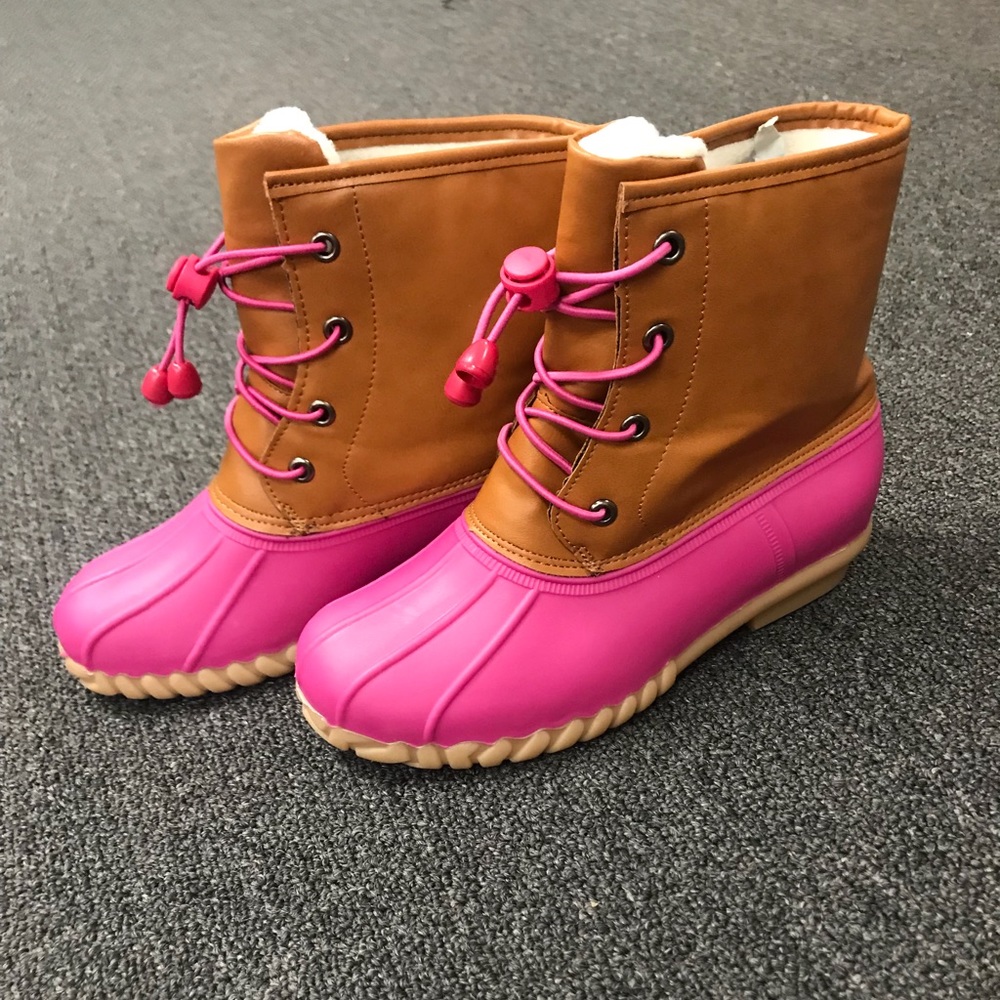 NEW ARRIVALS BEST SELLER GIRLS DUCK BOOTS